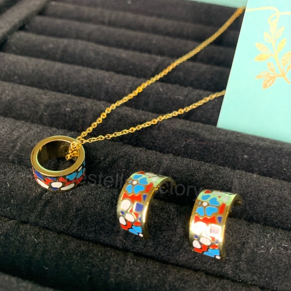 Luxury Jewelry Set (Floral) - Picture 2 of 7